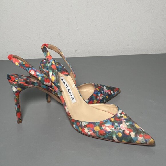 Manolo Blahnik Shoes - Manolo Blahnik Carolyne Slingback Pumps Womens